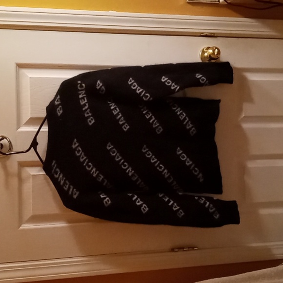 WOMEN'S BALENCIAGA SWEATER - Picture 2 of 4